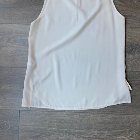 Aritzia Babaton Women's Blouse Sleeveless Tank Top Cut out front Cream Size XS - Picture 6 of 15